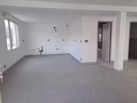 vente appartement 4 pièces à pont-aven (29930) : à vendre 4 pièces / 80m² pont-aven
