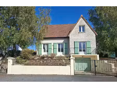 maison familiale sur sous sol - quartier calme châtellerault
