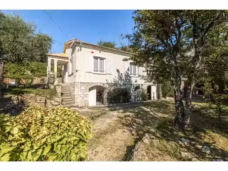vence – villa à pied du centre avec permis purgé pour 319 m² de surface de plancher
