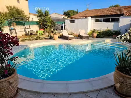 maison de plain-pied avec piscine parcelle de 500 m² a rognac