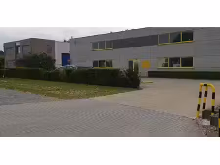bâtiment d’entreprise à vendre à herenthout pour € 1.150.000
