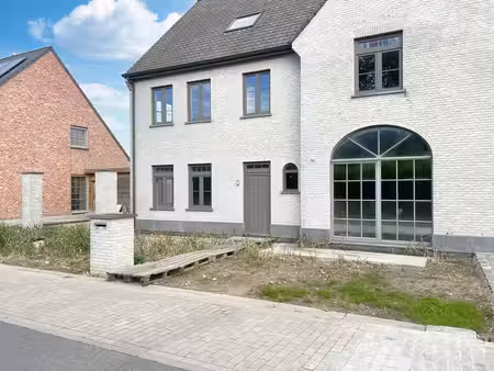 unieke nieuwbouwwoning op prachtig perceel van 1741 m²