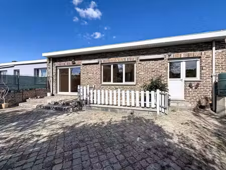 grande maison avec garage et jardin !