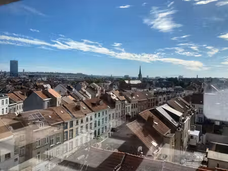 un espace contemporain au cœur de bruxelles