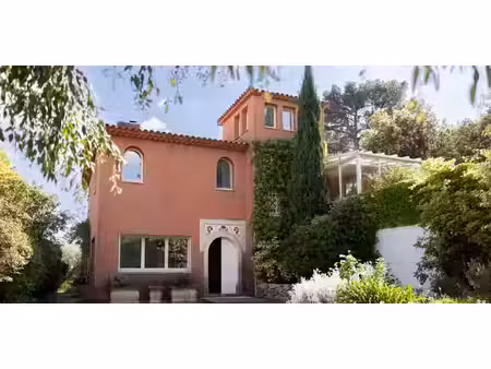villa avec piscine et jardin saint-marc-jaumegarde (13)