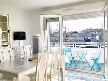 location appartement 3 pièces à audenge (33980) : à louer 3 pièces / 56m² audenge