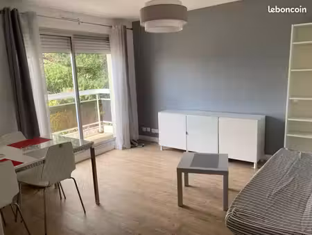 tours sud-chambray les tours - grand studio 30m² proche futur tram et trousseau