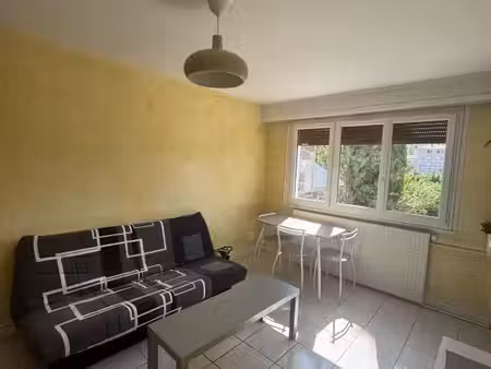 studio 1 pièce 22 m²