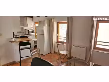location t2 83130 la garde