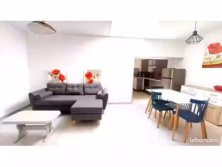 appartement t2 3éme etage sans ascenseur
