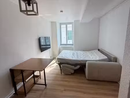 studio refait à neuf