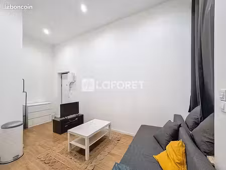 studio 1 pièce 17 m²