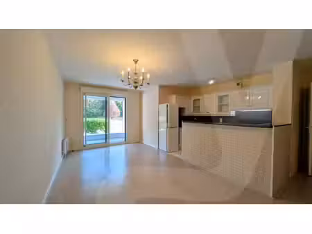 carquefou – appartement 3 pièces avec terrasse  garage et parking