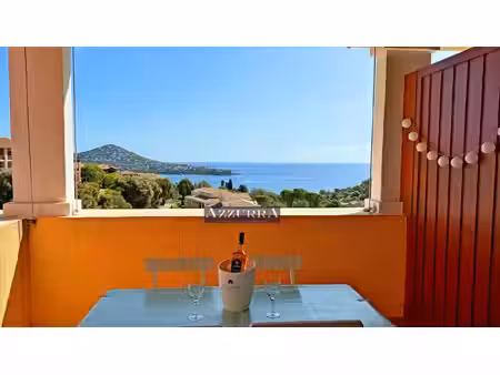agay cap esterel village 3 pieces duplex vue mer - parking prive - libre de suite