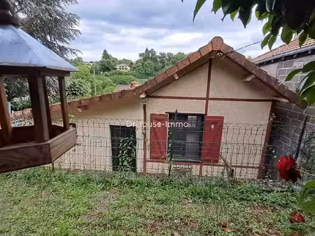 maison avec jardin et terrasse  sans mitoyenneté.