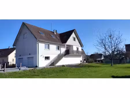vescemont 90200 : maison 7 pièces 160 m2 sur 1054m² de terrain