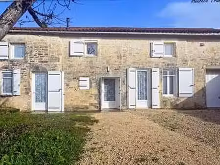vente maison viager à matha (17160) : à vendre viager / 113m² matha