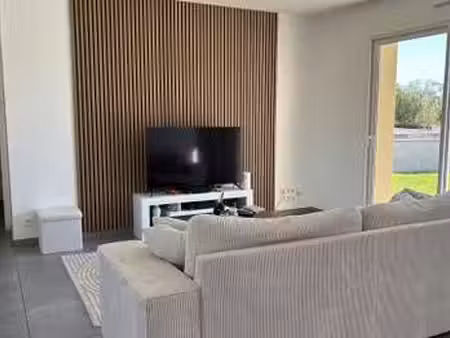 vente maison à nueil-les-aubiers (79250) : à vendre / 112m² nueil-les-aubiers