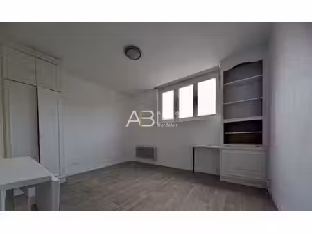 t1 19 m2 quartier marne / eiffel