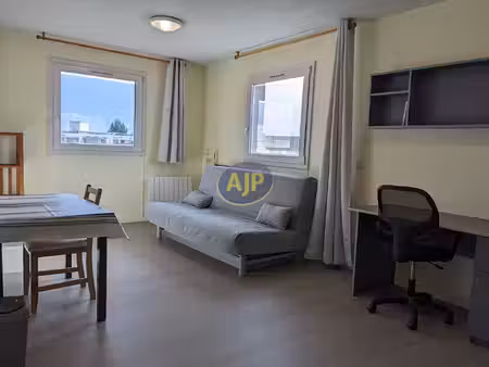studio meuble - 27.86 m2 bordeaux tram bergonie