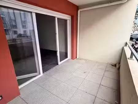 location appartement 3 pièces 61.74 m² à les angles (30133)  748 €