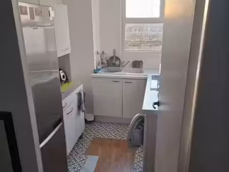 location meublée appartement 2 pièces 40 m² à merignac (33700)  730 €
