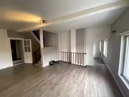 location appartement 4 pièces 96 m² à poitiers (86000)  739 €