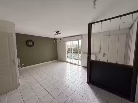 location appartement 3 pièces 60.91 m² à veauche (42340)  795 €