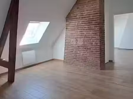 location appartement 30.98 m² à amiens (80000)  700 €