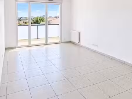 location appartement 3 pièces 64 m² à toulouse (31000)  811 €
