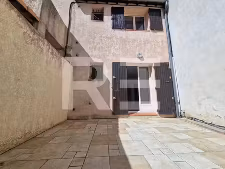 bouillargues (30230) maison en monopropriété composée de deux appartements libre d'occupan