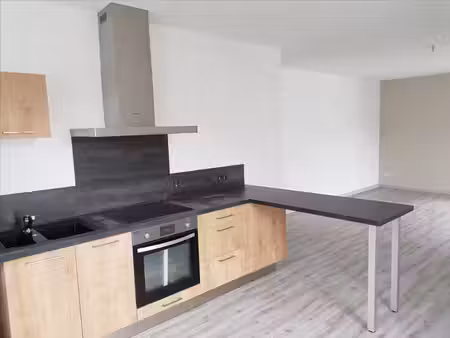 bel appt proche centre la bresse