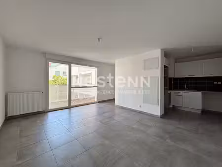 à louer - bel appartement t3 de 61 m² avec loggia et parking - avenue des états-unis 31200