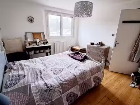 maison avec jardin et terrasse  sans mitoyenneté.