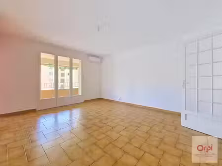 location appartement 3 pièces 87.38 m² à ajaccio (20000)  1 200 €