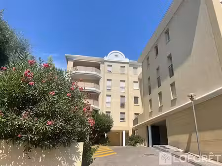 location meublée appartement 3 pièces 64.4 m² à hyeres (83400)  1 195 €
