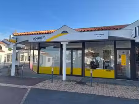 location bureaux et commerces à soullans (85300) : à louer / soullans