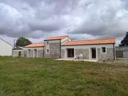 location maison meublé à chauvé (44320) : à louer meublé / 112m² chauvé
