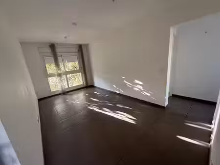 location appartement 2 pièces 39 m² à saint-denis (97400)