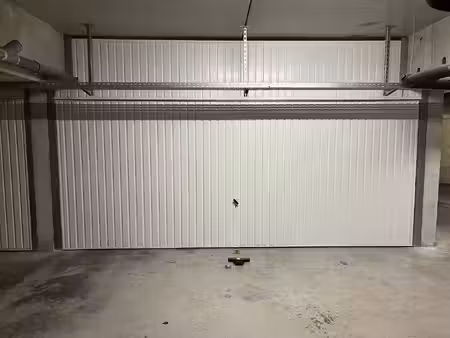 garage doubles stationnements la penne sur huveaune
