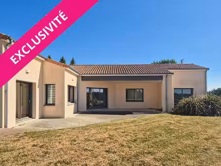 vente maison 6 pièces  169.00m²  mauges