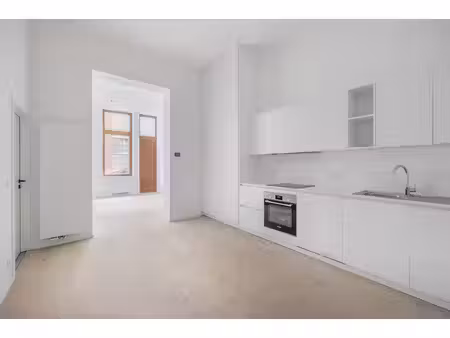 saint-gilles /appartement 1ch-bureau avec terrasse et jardin