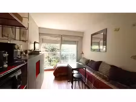 location appartement 1 pièce 14.75 m² à paris 17ème (75017)  887 €