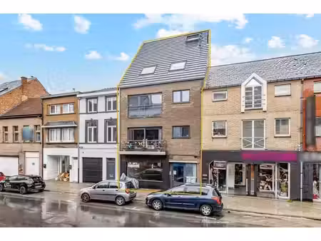 handelsruimte - 115 m² - in het centrum van aalst