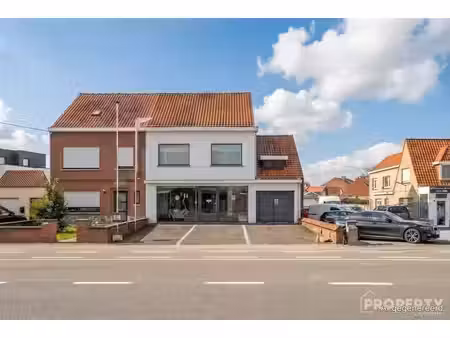 commerce avec appartement