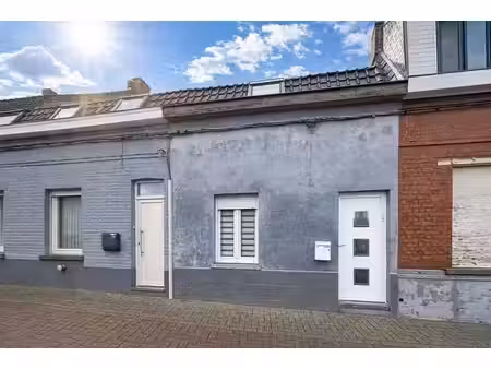 maison 3 chambres avec jardin située proche de toute commodi