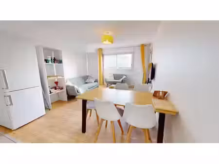 location meublée appartement 1 pièce 83 m² à toulouse (31000)  450 €