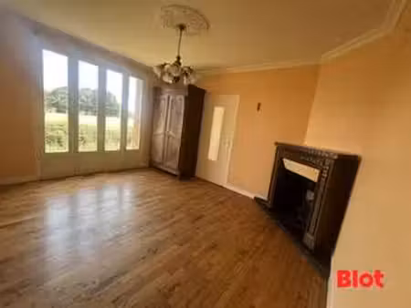 location maison à loscouët-sur-meu (22230) : à louer / 78m² loscouët-sur-meu