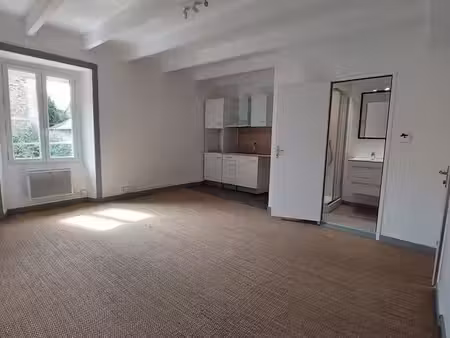 appartement 2p non meublé à louer - centre bourg evran