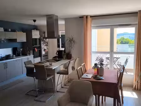 location appartement t3  59 m² - quartier mellinet/sainte anne